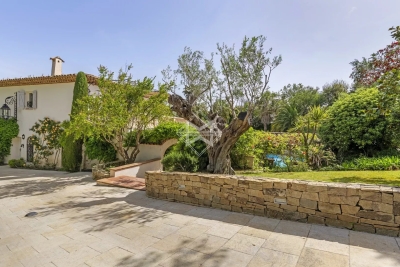 Villa à Ramatuelle &agrave; louer à partir de 25 000 € / semaine, Photo 2
