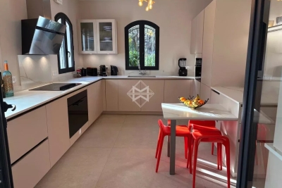 Villa à Saint-Tropez &agrave; louer à partir de 40 000 € / semaine, Photo 10