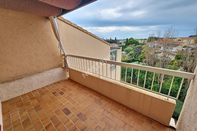 Appartement &agrave; vendre sanary appartement 3 chambres p 