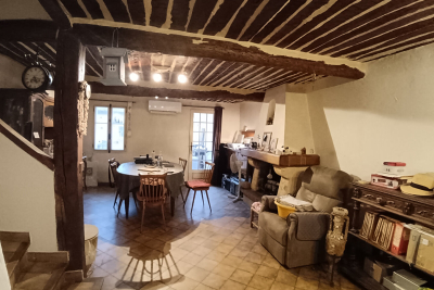 Maison &agrave; vendre &agrave; SIX-FOURS-LES-PLAGES  - 5 pi&egrave;ces - 93 m&sup2; 