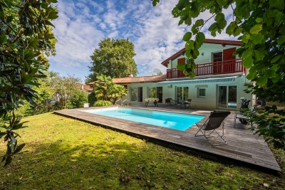 Maison &agrave; vendre &agrave; BASSUSSARRY  - 7 pi&egrave;ces - 185 m&sup2; 