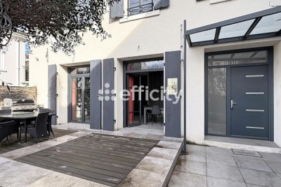 Maison &agrave; vendre &agrave; VIENNE  - 6 pi&egrave;ces - 137 m&sup2; 