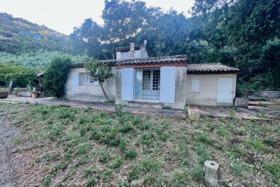 Maison &agrave; vendre &agrave; CAVALAIRE-SUR-MER  - 5 pi&egrave;ces - 120 m&sup2; 