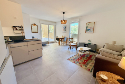 Appartement &agrave; vendre &agrave; CAVALAIRE-SUR-MER  - 3 pi&egrave;ces - 65 m&sup2; 