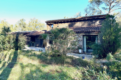 Maison &agrave; vendre &agrave; GASSIN  - 6 pi&egrave;ces - 170 m&sup2; 