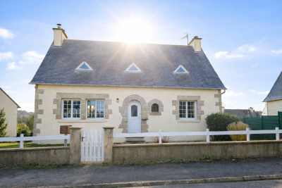 Maison &agrave; vendre &agrave; QUINTIN  - 7 pi&egrave;ces - 127 m&sup2; 