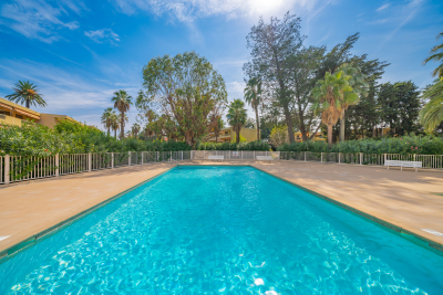 Appartement &agrave; vendre &agrave; JUAN-LES-PINS  - 2 pi&egrave;ces - 47 m&sup2; 