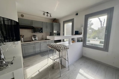 Appartement &agrave; vendre &agrave; AIX-EN-PROVENCE  - 2 pi&egrave;ces - 50 m&sup2; 