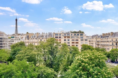Appartement &agrave; vendre &agrave; PARIS 16EME Picpus - 4 pi&egrave;ces - 135 m&sup2; 