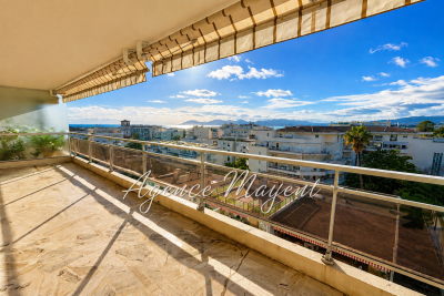 Appartement &agrave; vendre &agrave; CANNES  - 2 pi&egrave;ces - 50 m&sup2; 