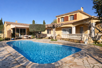 Maison &agrave; vendre &agrave; LA CIOTAT  - 5 pi&egrave;ces - 160 m&sup2; 