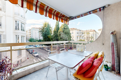 Appartement &agrave; vendre &agrave; NICE Roquebilliere - 3 pi&egrave;ces - 90 m&sup2; 