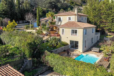 Maison &agrave; vendre &agrave; TOULON  - 9 pi&egrave;ces - 223 m&sup2; 