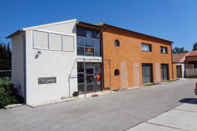 Commerce &agrave; louer &agrave; LA FARLÈDE   - 90 m&sup2; 