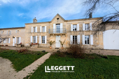 Maison &agrave; vendre &agrave; SEMOUSSAC  - 7 pi&egrave;ces - 290 m&sup2; 