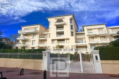 Appartement &agrave; vendre &agrave; LE CANNET  - 4 pi&egrave;ces - 116 m&sup2; 