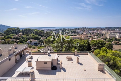 Apartment for sale in LE CANNET Maurice Jeanpierre - 3 rooms - 90 m&sup2; 