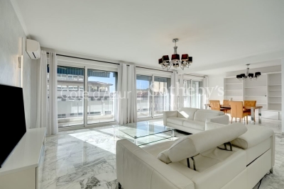 Apartment for sale in CANNES  - 5 rooms - 149 m&sup2; 