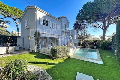 Maison &agrave; vendre &agrave; CAP D'ANTIBES  - 7 pi&egrave;ces - 170 m&sup2; 
