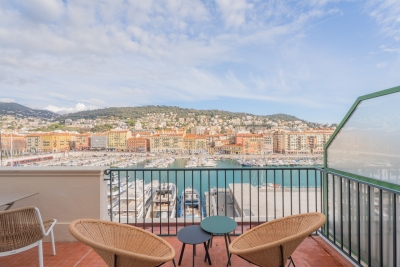 Apartment for sale in NICE  - 3 rooms - 67 m&sup2; 