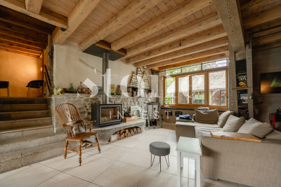 Maison &agrave; vendre &agrave; NAVES-PARMELAN  - 8 pi&egrave;ces - 350 m&sup2; 