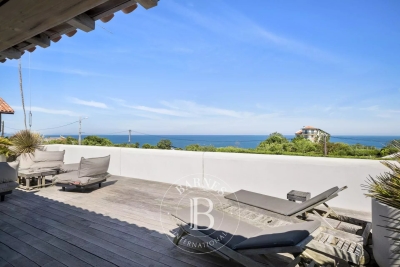 Maison &agrave; vendre &agrave; BIDART  - 10 pi&egrave;ces - 320 m&sup2; 
