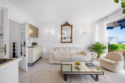 Apartment for sale in BEAULIEU-SUR-MER  - 3 rooms - 60 m&sup2; 