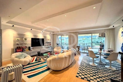 Appartement &agrave; vendre &agrave; ROQUEBRUNE-CAP-MARTIN  - 5 pi&egrave;ces - 118 m&sup2; 