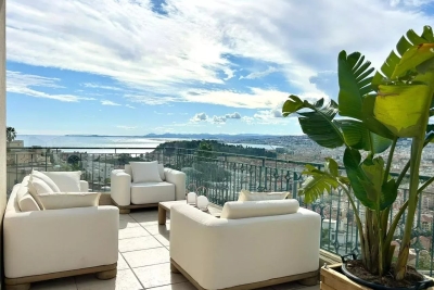 Apartment for sale in NICE Cimiez - 5 rooms - 168 m&sup2; 