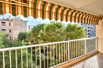 Apartment for sale in NICE  - 3 rooms - 67 m&sup2; 