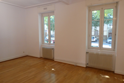 Appartement &agrave; louer &agrave; STRASBOURG  - 2 pi&egrave;ces - 54 m&sup2; 
