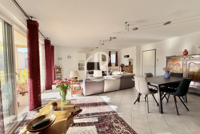 Appartement &agrave; vendre &agrave; HYÈRES  - 3 pi&egrave;ces - 90 m&sup2; 