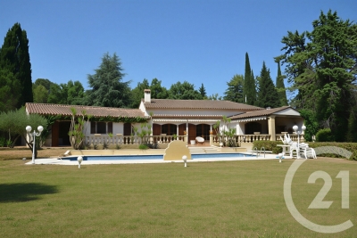 Maison &agrave; vendre &agrave; VALBONNE  - 7 pi&egrave;ces - 220 m&sup2; 