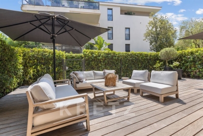 Appartement &agrave; vendre &agrave; St-Tropez  - 3 pi&egrave;ces 75 m&sup2; 
