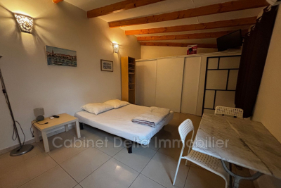 Appartement &agrave; louer &agrave; SANARY-SUR-MER  - 1 pi&egrave;ces - 25 m&sup2; 