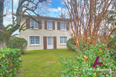 Maison &agrave; vendre &agrave; PONTENX-LES-FORGES  - 7 pi&egrave;ces - 163 m&sup2; 