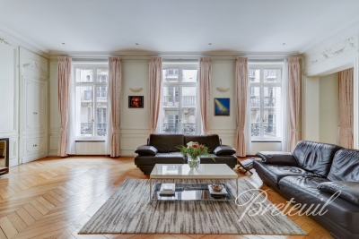 Appartement &agrave; vendre &agrave; PARIS 17EME  - 5 pi&egrave;ces - 182 m&sup2; 