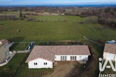 Maison &agrave; vendre &agrave; St Romain D Ay  - 7 pi&egrave;ces 145 m&sup2; 