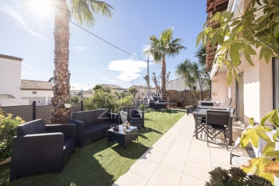 House for sale in ANTIBES  - 6 rooms - 254 m&sup2; 