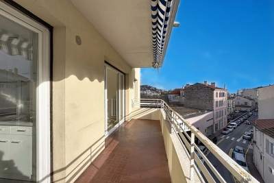 Appartement &agrave; vendre &agrave; CANNES  - 2 pi&egrave;ces - 44 m&sup2; 