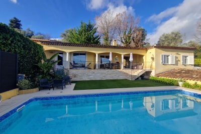 Maison &agrave; louer &agrave; LE ROURET  - 5 pi&egrave;ces - 146 m&sup2; 