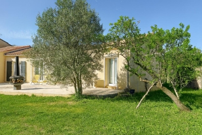 Maison &agrave; vendre piscine sud jardin avignon 