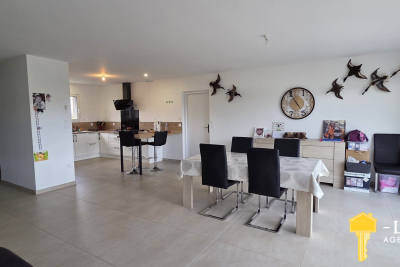 Maison &agrave; vendre &agrave; CHAMPAGNOLLES Angoulins - 4 pi&egrave;ces - 135 m&sup2; 