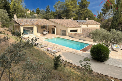 Maison &agrave; vendre &agrave; ST-SATURNIN-LÈS-AVIGNON  - 8 pi&egrave;ces - 327 m&sup2; 