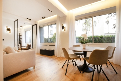 Apartment for sale in PARIS 16EME  - 5 rooms - 100 m&sup2; 