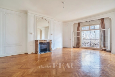 Appartement &agrave; louer &agrave; PARIS 8EME  - 6 pi&egrave;ces - 293 m&sup2; 