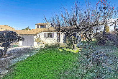 Maison &agrave; vendre &agrave; PERNES-LES-FONTAINES  - 5 pi&egrave;ces - 110 m&sup2; 