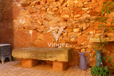 Maison &agrave; vendre &agrave; ROUSSILLON  - 7 pi&egrave;ces - 145 m&sup2; 