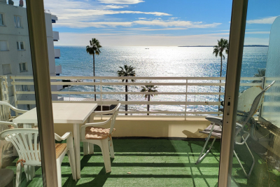 Appartement à vendre bord de mer terrasse alpes maritimes