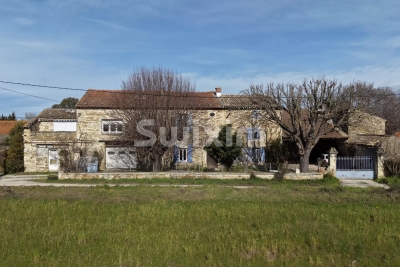 Maison &agrave; vendre &agrave; GRIGNAN  - 11 pi&egrave;ces - 230 m&sup2; 